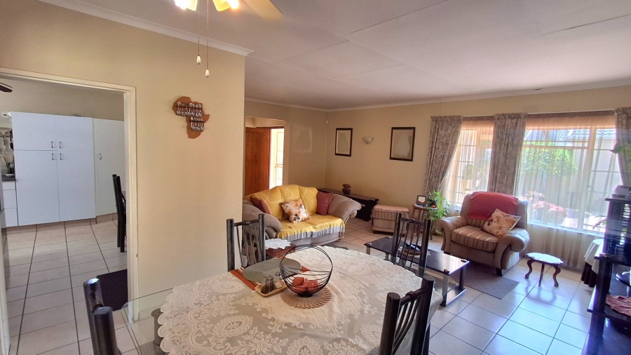 3 Bedroom Property for Sale in Vaalpark Free State